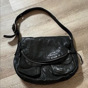 100% leather lucky brand purse